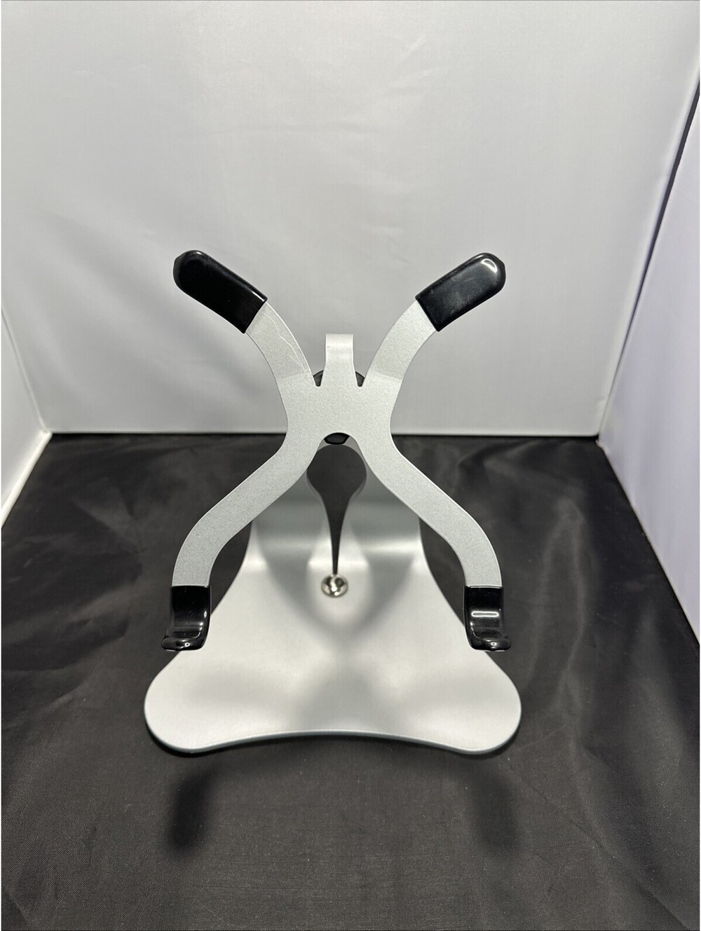 Thought Out Stabile Pro Pivoting Heavy Duty iPad Stand Tablet Silver USA